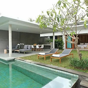 Aria , Ubud (Bali) Indonesia